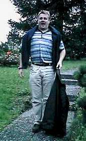 gril9906.jpg (12177 Byte)