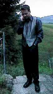 gril9907.jpg (8775 Byte)