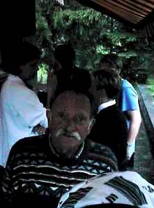 gril9923.jpg (11500 Byte)