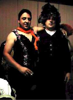 homu04.jpg (10299 Byte)