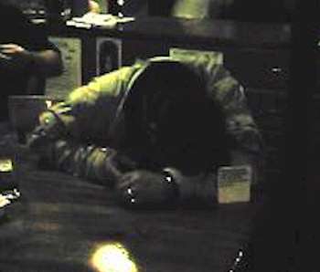 homu15.jpg (9271 Byte)