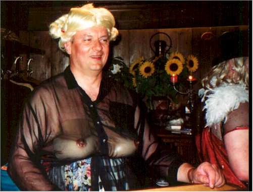 homu19.jpg (24695 Byte)