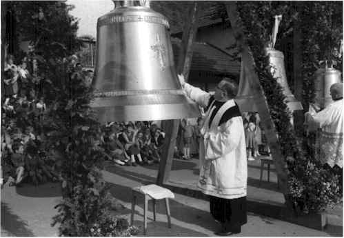 kirche06.jpg (20573 Byte)